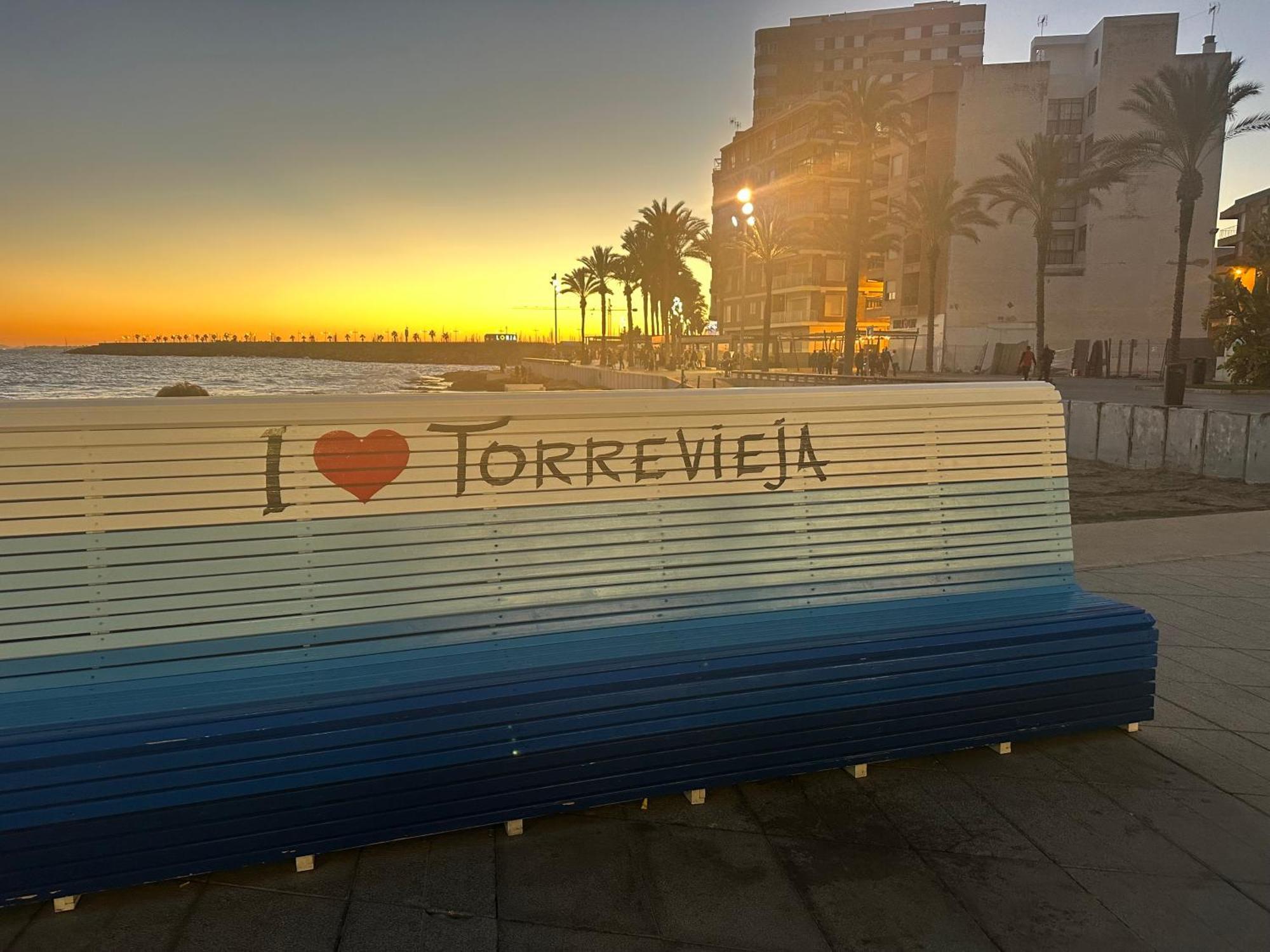 Casa Tierra Torrievieja Close To The Beach Playa Del Cura Torrevieja Eksteriør billede